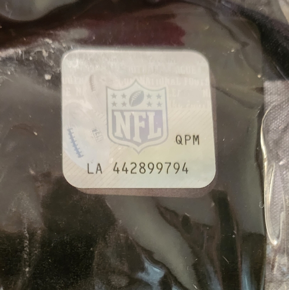 NFL Carolina Panthers Reversible Furniture Protector for Sofas 75" to 110" NWT - Picture 2 of 9